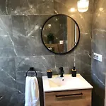 펜션 Loft Nad Stawem 4d4dz *