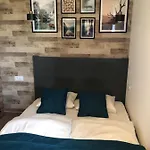 펜션 Loft Nad Stawem 4d4dz